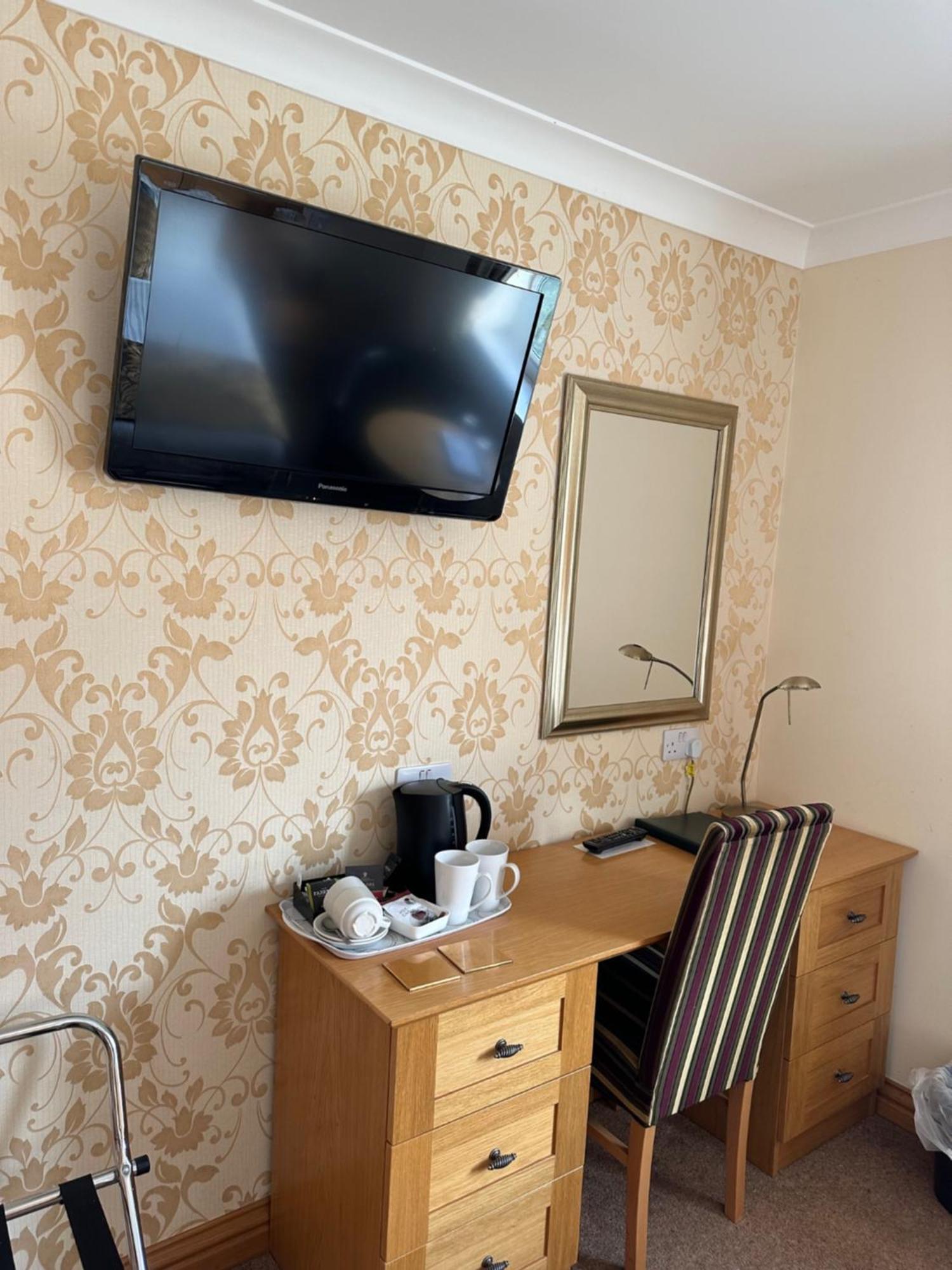 The Chetwynde Hotel Barrow-in-Furness Екстериор снимка