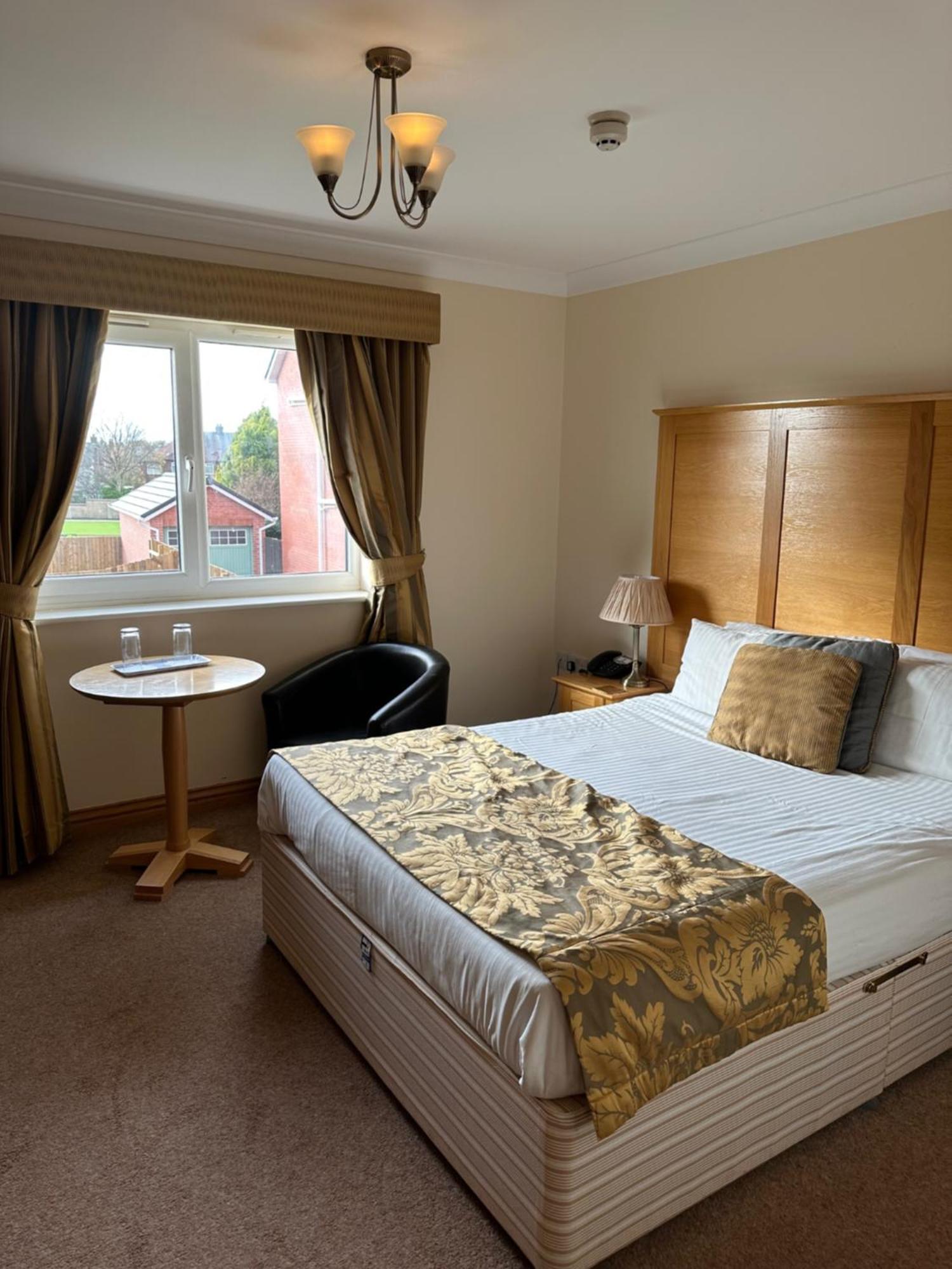 The Chetwynde Hotel Barrow-in-Furness Екстериор снимка