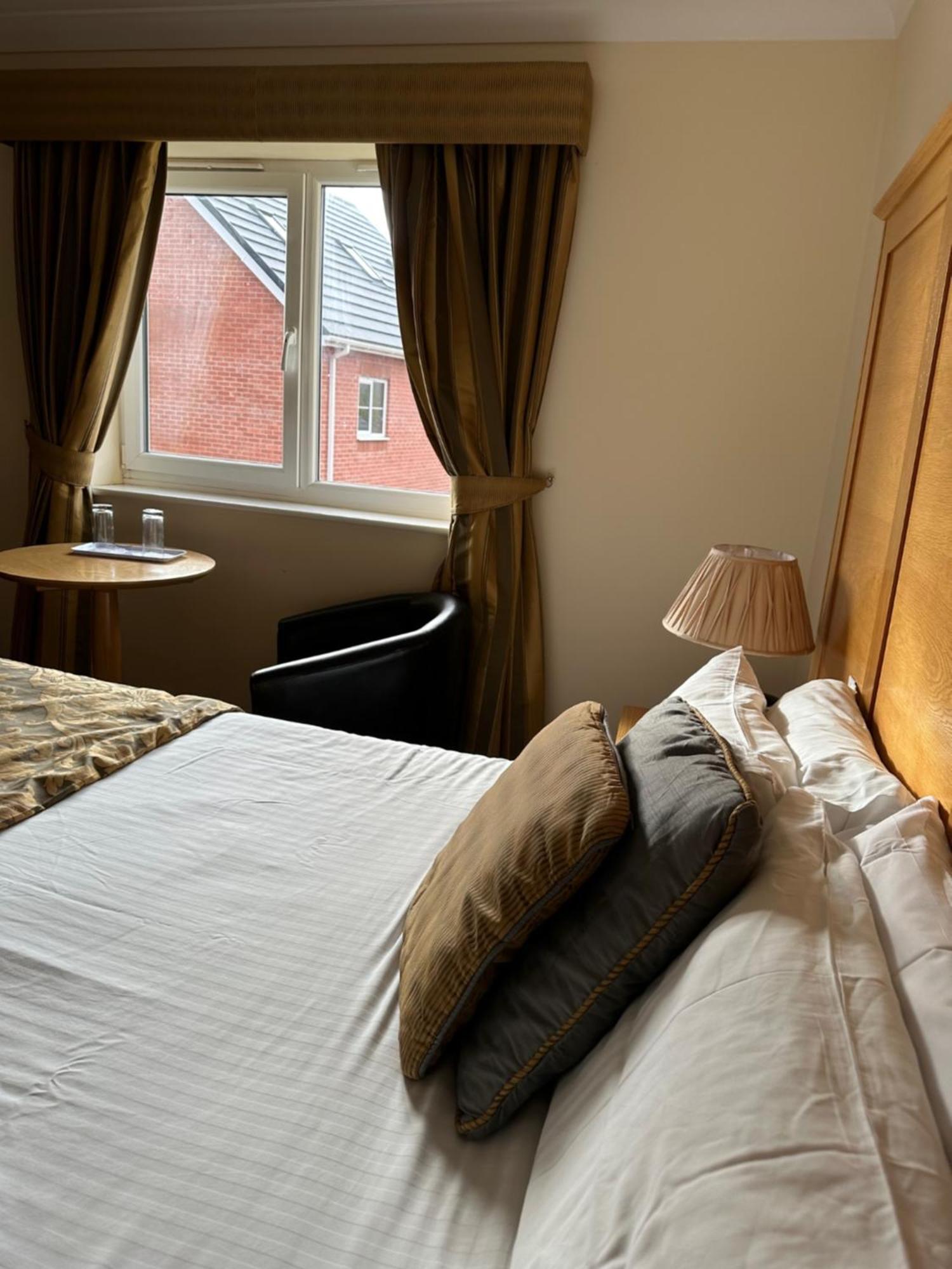 The Chetwynde Hotel Barrow-in-Furness Екстериор снимка